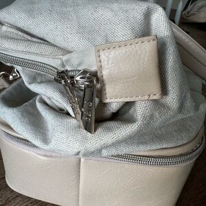 Elegant Beige Women's Bag